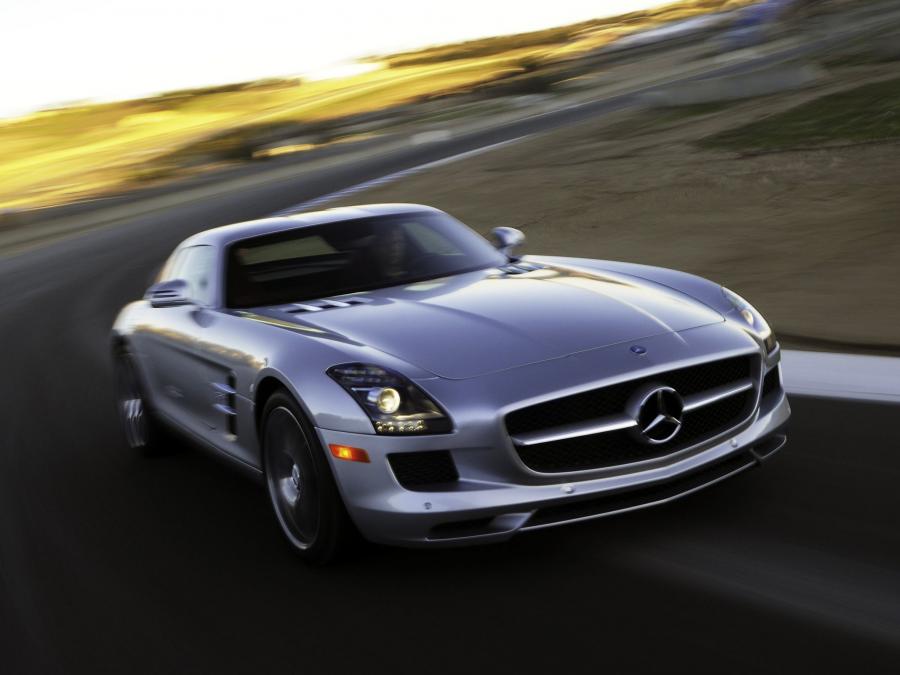  Mercedes-Benz SLS AMG 2010 года  (US) (фото 43 из 43)